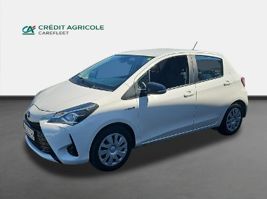 Toyota Yaris III Hybrid 100 Active Hatchback. DW2CC96-1