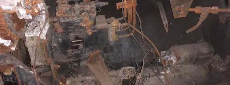 CASE IH 4220 4230 4240 - SKRZYNIA [CZĘŚCI]-1