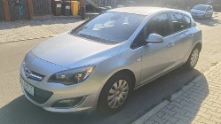 Opel Astra J 100% BEZWYPADKOWY