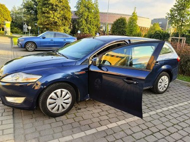 Sprzedam sprawny, wygodny Ford Mondeo-1