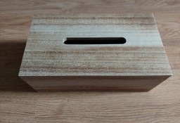 Drewniane pudełko na chusteczki