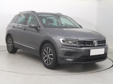 Volkswagen Tiguan , Salon Polska, 1. Właściciel, Serwis ASO, DSG, Navi,-1