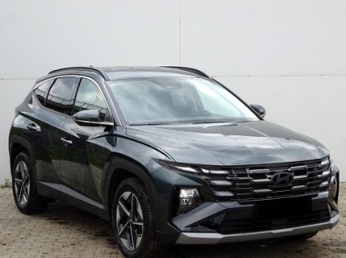 Hyundai Tucson III 1.6 T-GDi HEV Executive 2WD aut 1.6 T-GDi HEV Executive 2WD aut 239K-1