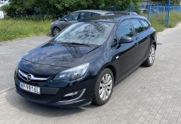 Opel Astra J 2013 r. 1.7 CDTI 130 KM