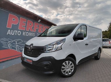 Renault Trafic-1