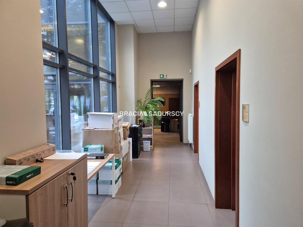 Bronowice, parter, 95 m² biur + parking - Widok 2