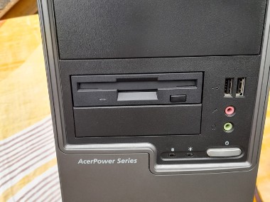 PC Acer Celeron D-1