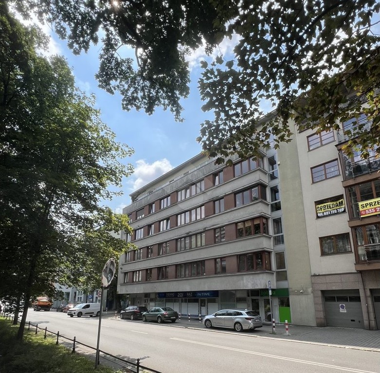 3 pokojowe mieszkanie w apartamentowcu z 2007 roku