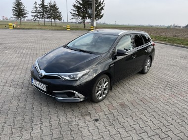 Toyota Auris 1.8 HSD 136KM Prestige Hybrid-1