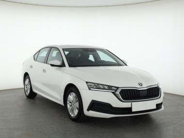 Skoda Octavia IV , Salon Polska, Serwis ASO, VAT 23%, Klimatronic-1