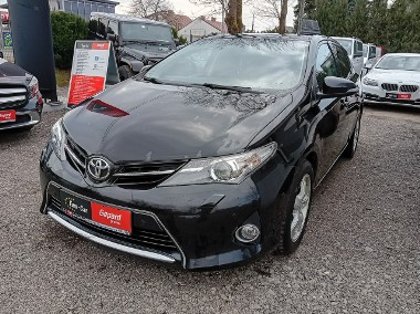 Toyota Auris II-1