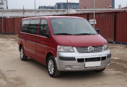 Volkswagen Transporter T5 , L2H1, 9 Miejsc