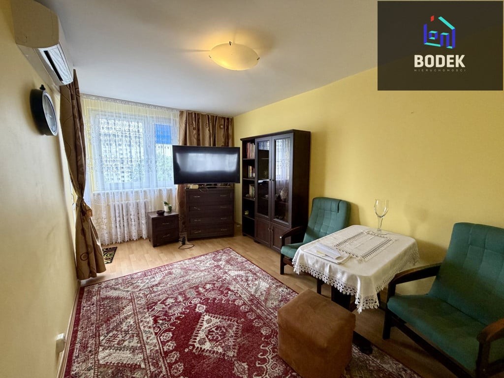 0%, 3 pokoje rozkładowe, balkon, klimatyzacja - Ansicht 2