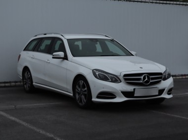 Mercedes-Benz Klasa E W212 , 170 KM, Automat, Skóra, Navi, Klimatronic, Tempomat,-1