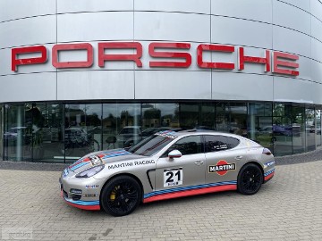 Porsche Panamera 4S