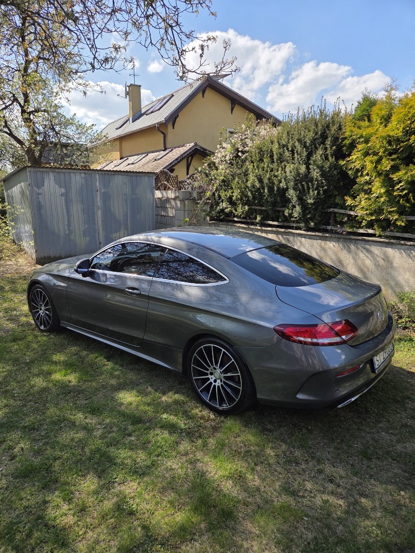 Mercedes-Benz Klasa C W205 Faktura 23% VAT