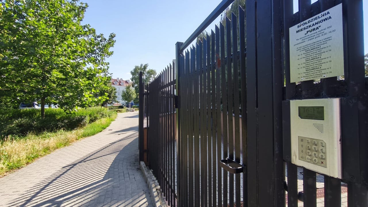 GÓRNY MOKOTÓW Mieszkanie po generalnym remoncie - 3 pokoje z widokiem na PKiN
