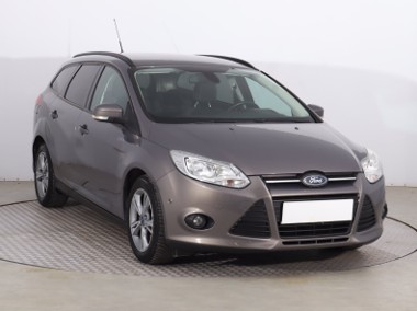 Ford Focus III , Klimatronic, Tempomat, Parktronic, Podgrzewane siedzienia,-1