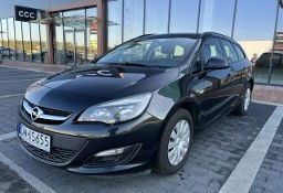 Opel Astra J Opel Astra 2.0 CDTI DPF Sports Tourer 2013