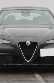 Alfa Romeo Giulia , Salon Polska, Serwis ASO, Automat, Skóra, Navi, Xenon,-2