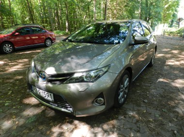 HYBRYDA bardzo bogato wyposażona PEWNY PRZEBIEG-1