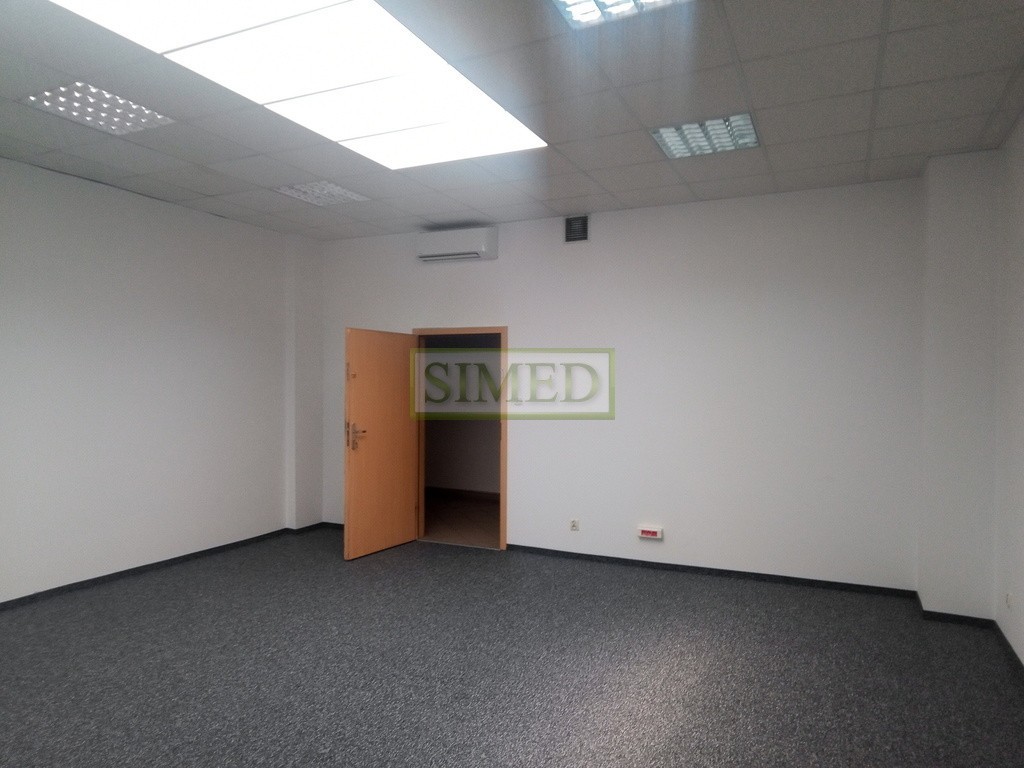 Świetliki dachowe,parking,recepcja,ochrona,dost.24 - Widok 4