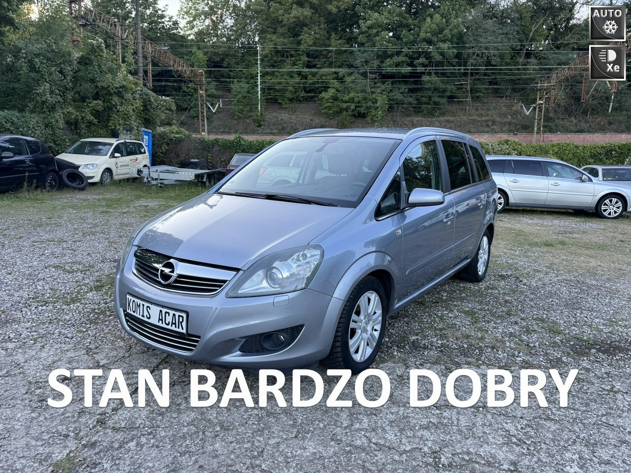 Opel Zafira B LIFTING-1.8i-140km-2-Właściciel-7-Osobowy-Ksenon-Klimatronik-Tempoma