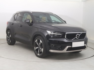 Volvo XC40 , Salon Polska, Serwis ASO, 190 KM, Automat, Skóra, Navi,-1