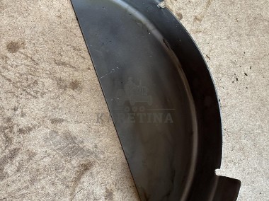 John Deere 6010, 6110, 6210 6910 Osłona tarczy zębatej R121248-2