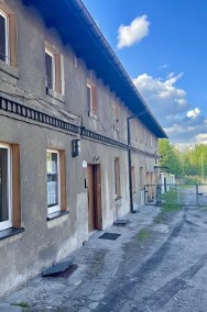 Dom i przestronna działka z garażami w Bytomiu-2