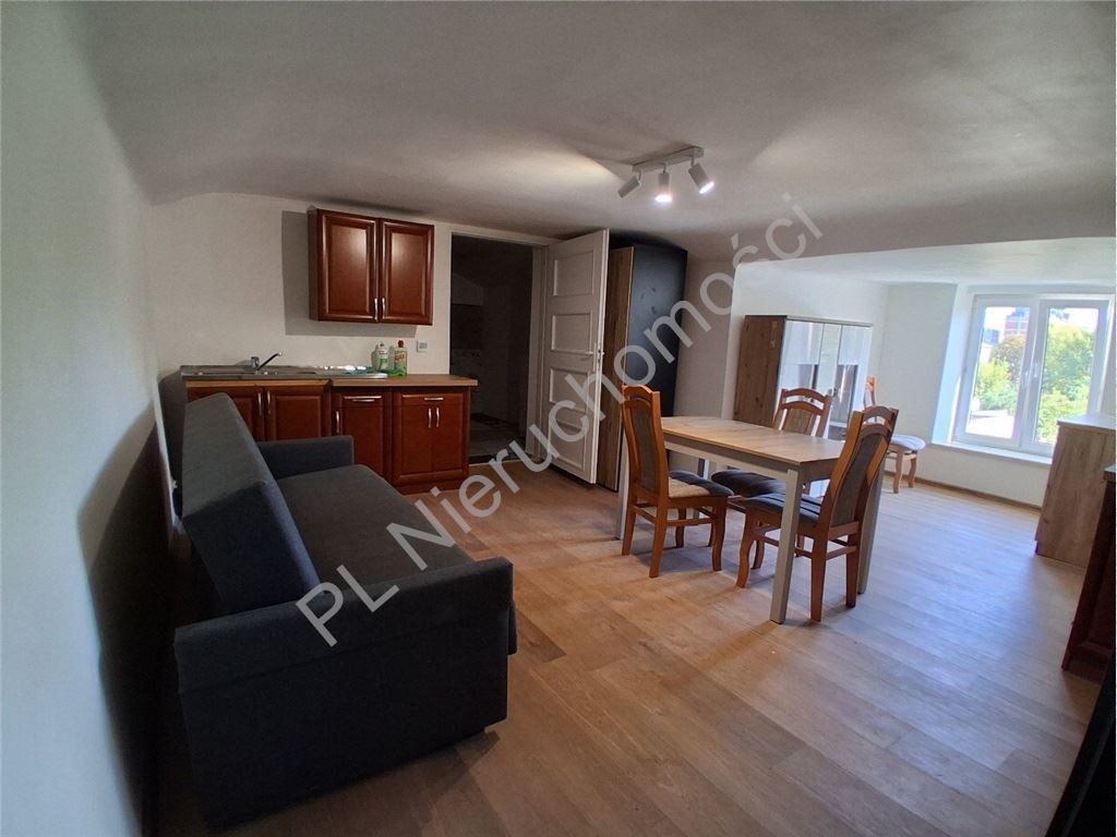 Dom na sprzedaż, 9 pokoi, 400 m², Żyrardów