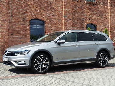 Volkswagen Passat B8 2.0 TDI 190KM 4x4 Alltrack Panorama Full Led Kamera Alu19 Hak FV-23%-1