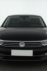 Volkswagen Passat B8 , Salon Polska, Automat, Skóra, Navi, Klimatronic, Tempomat,-2