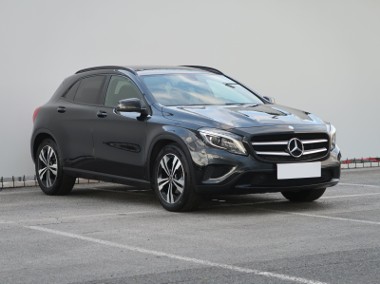 Mercedes-Benz Klasa GLA I , 170 KM, Automat, Skóra, Navi, Xenon, Bi-Xenon, Klima,-1