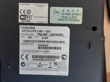  Laptop TOSHIBA Satellite L40-12X (numer seryjny: 87060943R) - używany.-1