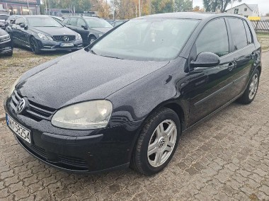 Volkswagen Golf V-1