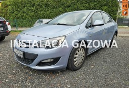Opel Astra J