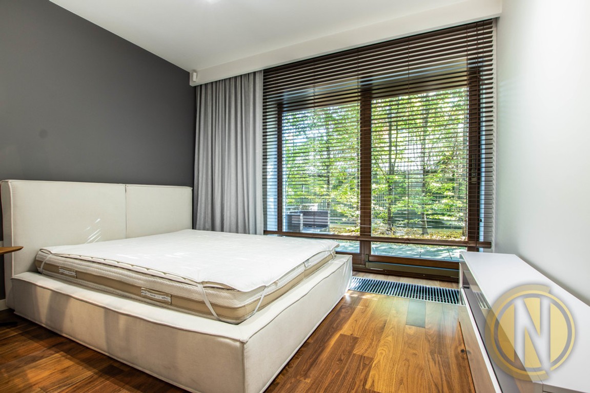 2 pokoje na parterze z garażem i ochroną, 60 m² - Mehr