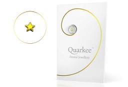 złota biżuteria nazębna Quarkee 22K Gold Star Small / złota gwiazdka mała