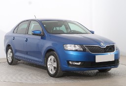 Skoda Rapid , Salon Polska, Klima, Parktronic, Podgrzewane siedzienia