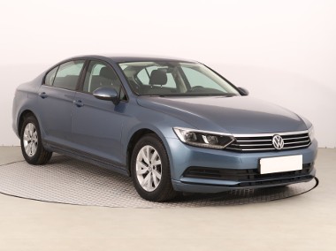 Volkswagen Passat B8 , Salon Polska, Serwis ASO, Klimatronic, Tempomat, Parktronic-1