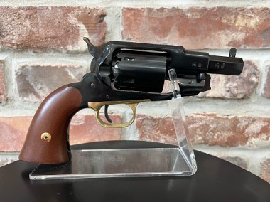 Rewolwer czarnoprochowy Remington 1858 Snubnose RGA44-1