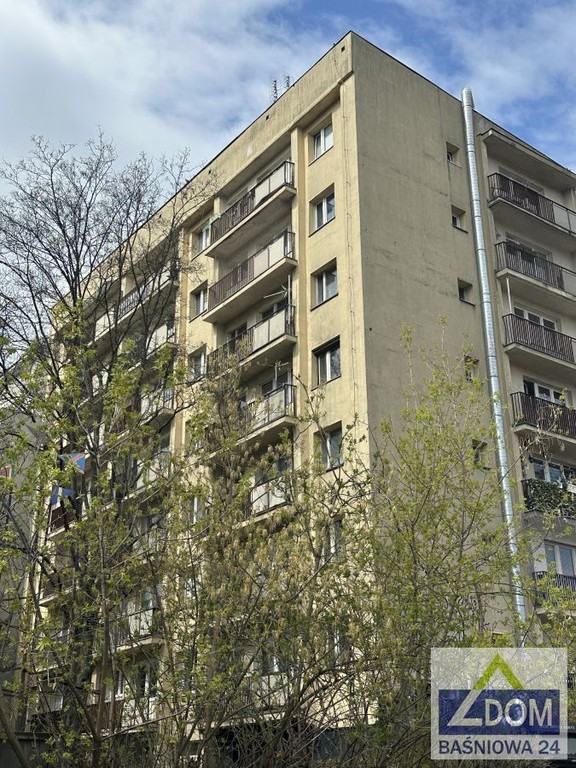 Mieszkanie przy Al.Waszyngtona Warszawa - Widok 2