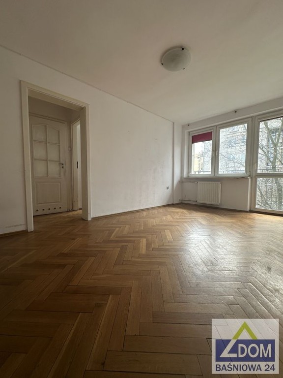 Mieszkanie przy Al.Waszyngtona Warszawa - Widok 4