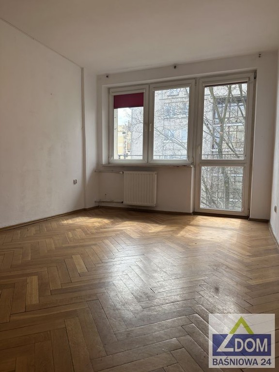 Mieszkanie przy Al.Waszyngtona Warszawa - Widok 5