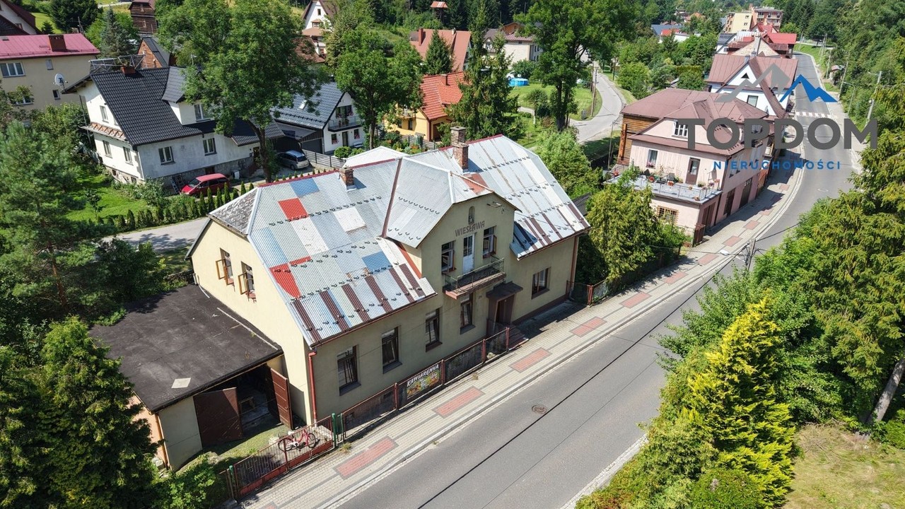 Wyjątkowy dom z potencjałem niedaleko Parku Zdrojowego nad potokiem