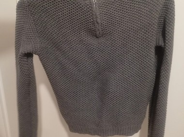 Szary sweterek Kiabi klasyka-2
