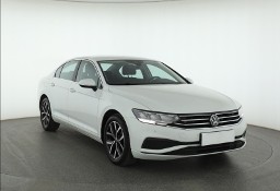 Volkswagen Passat B8 , Salon Polska, Automat, Klimatronic, Tempomat, Parktronic,