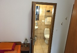 Pokój z własną łazienką przy stacji metra Służew. Opłaty w cenie