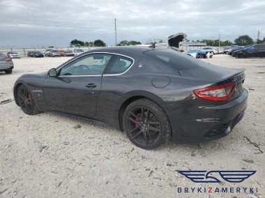 Maserati GranTurismo-1